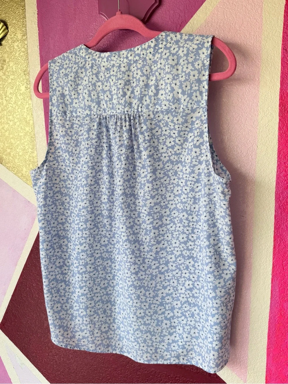 J.Crew Sleeveless Split Neck Floral Blouse Sz M Blue White Ditsy Print